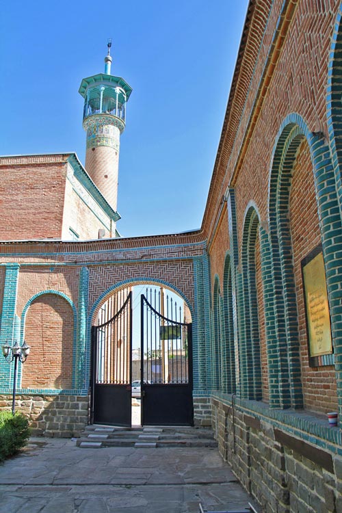 مسجد مناره یکی از مناطق گردشگری ارومیه است.
