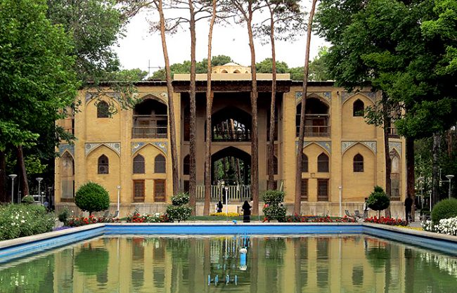کاخ هشت بهشت، گردشگری اصفهان